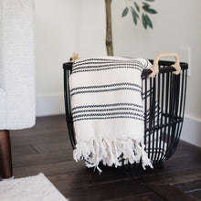 Load image into Gallery viewer, James Oversized Throw (Black)