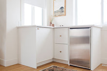 Load image into Gallery viewer, Medium Brass Knob