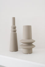 Load image into Gallery viewer, Ryan Vase