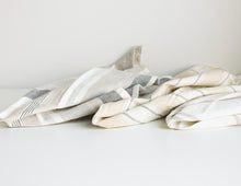 Load image into Gallery viewer, Willow Tea Towels Set of 3