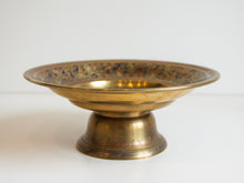 Load image into Gallery viewer, Vintage Ornate Brass Dish