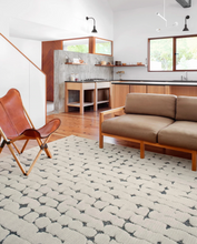 Load image into Gallery viewer, HAGEN Rug | White / Navy